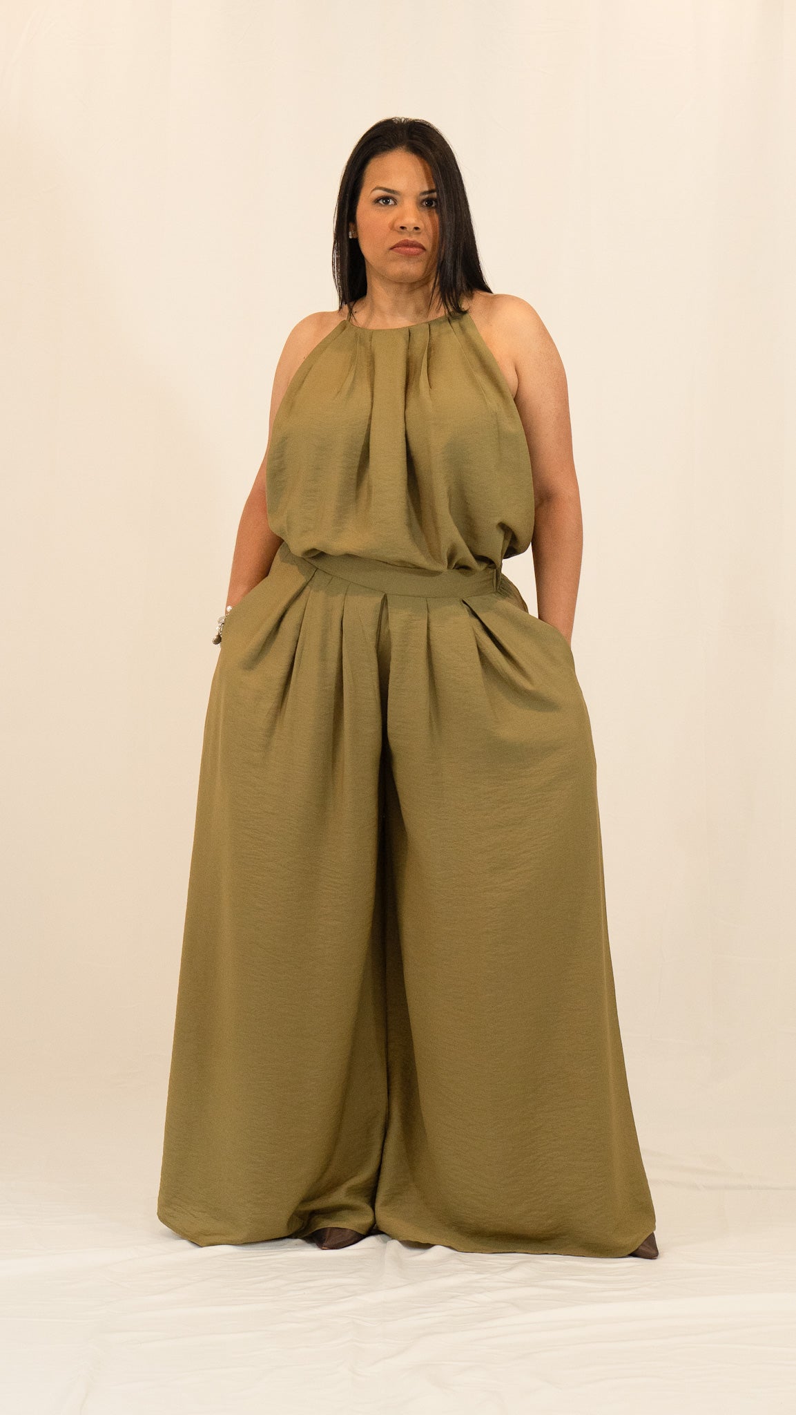 Aurora's Pant Set / Olive