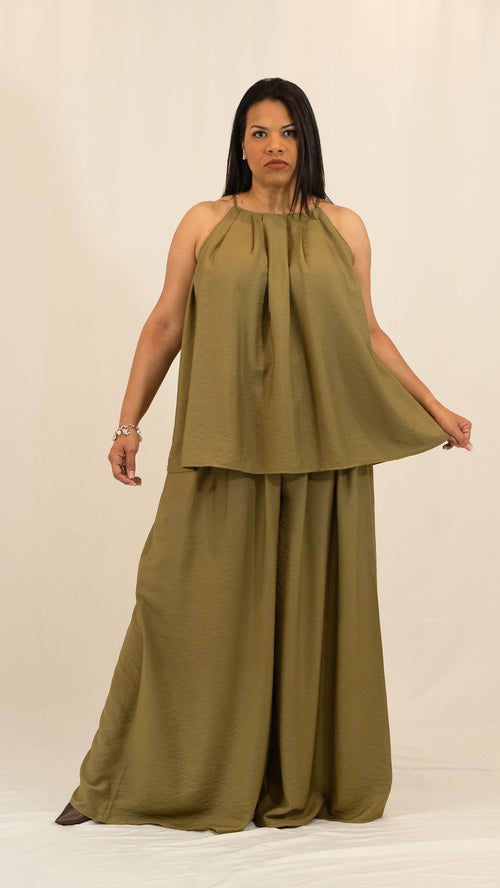 Aurora's Pant Set / Olive